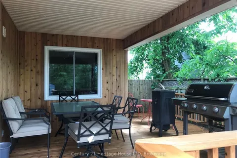 1193 Pettit Road, Fort Erie, ON L2A 5A4