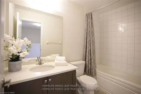3 Cooke Avenue, Brantford, ON N3T 0S2
