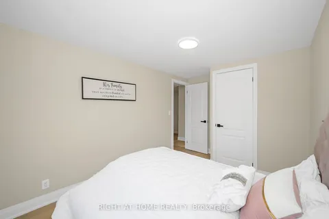 98 Birch Avenue, Hamilton, ON L8L 6H7