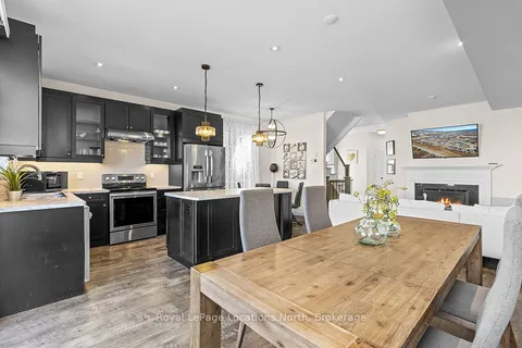 147 Yellow Birch Crescent, Blue Mountains, ON L9Y 0Y5