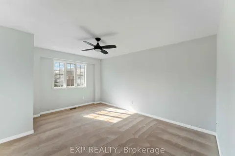 21 Yorkville Street, Carlington - Central Park, ON K2C 4B6