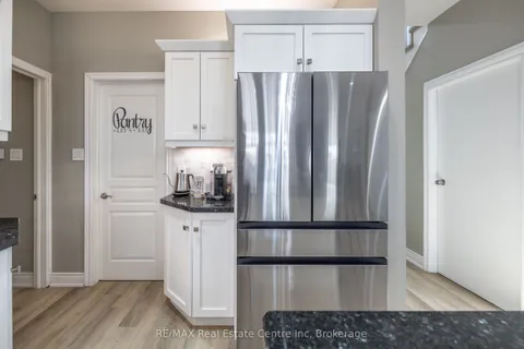 152 Goodwin Drive, Guelph, ON N1L 0B2