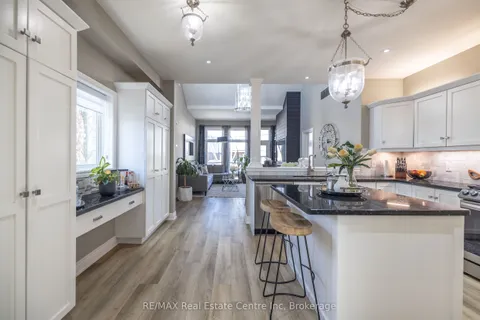 152 Goodwin Drive, Guelph, ON N1L 0B2