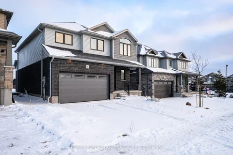 3 Grundy Crescent, East Luther Grand Valley, ON L9W 7S7