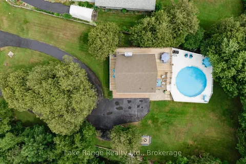 202 BIRCHWOOD Avenue, Kincardine, ON N0G 2T0