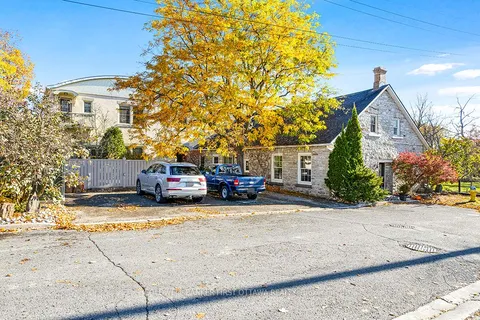 5B LEWIS Street, Perth, ON K7H 1M6