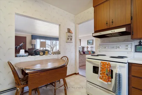 12 Harbourview Road, Wainfleet, ON L3K 5V4
