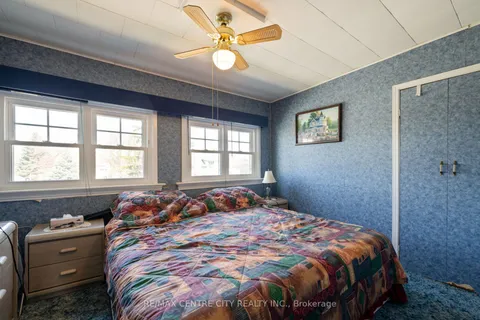 14 James Street, ON N7G 1S5