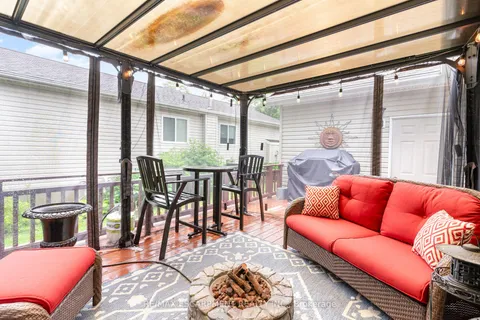 105 Glenariff Drive, Hamilton, ON L8B 1A5
