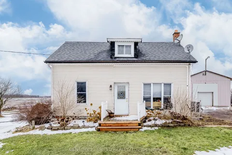 16615 Duff's Corners Road, North Stormont, ON K0C 1V0