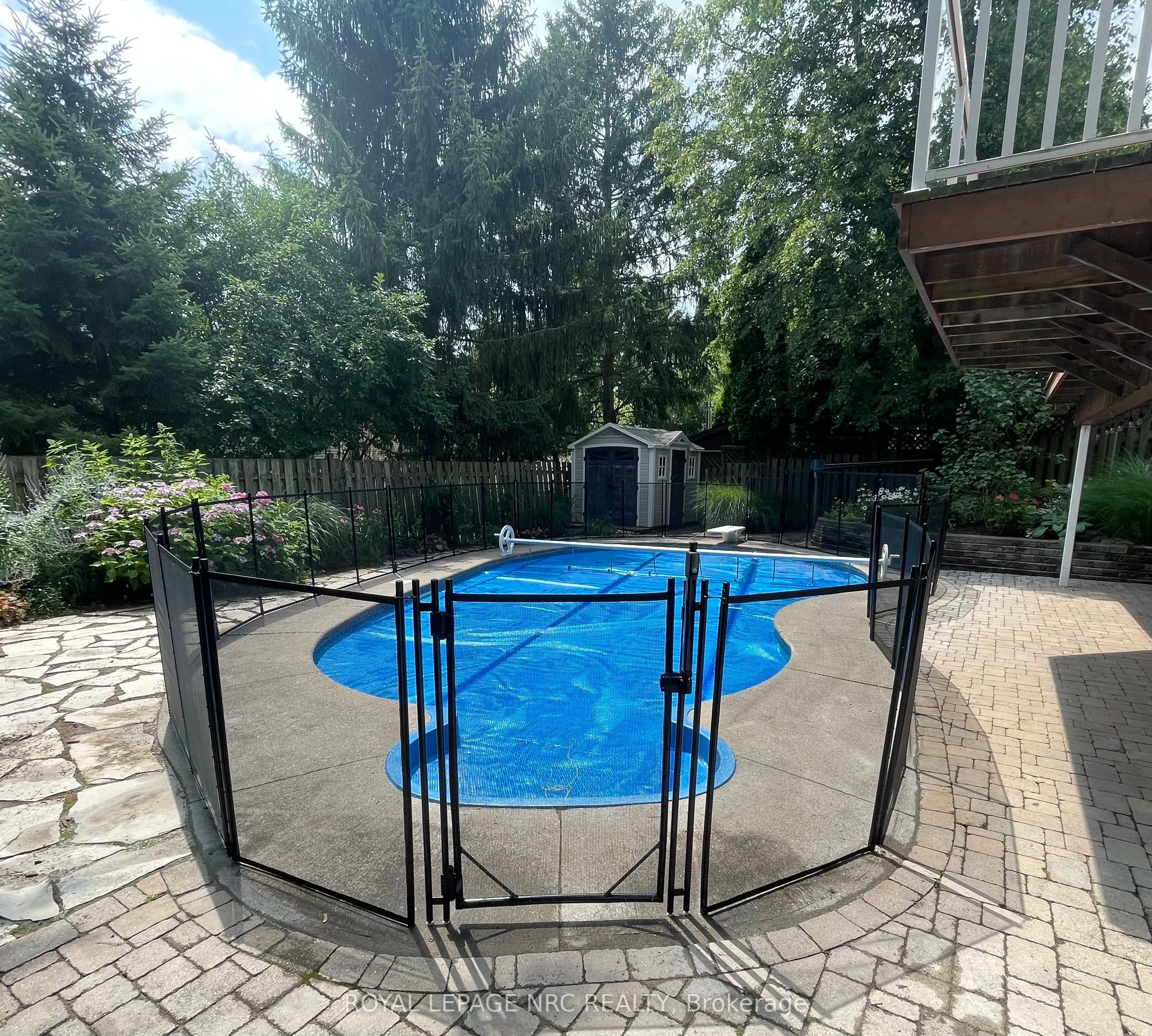 11 Forest Hill Crescent, Pelham, ON L0S 1E1