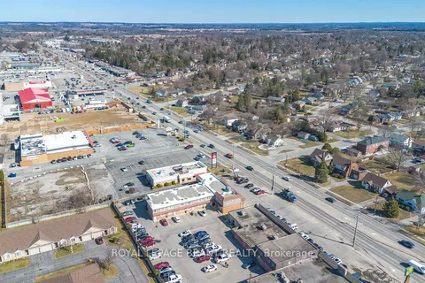 82 Somerset Road, Brantford, ON N3R 5A7