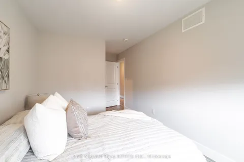 121 Black Willow Crescent, Blue Mountains, ON L9Y 0R4