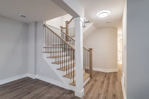 121 Black Willow Crescent, Blue Mountains, ON L9Y 0R4
