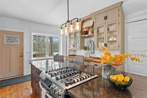 621 Rosehill Road, Fort Erie, ON L2A 5M4