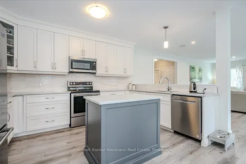 74 Gilmour Road, Puslinch, ON N0B 2J0