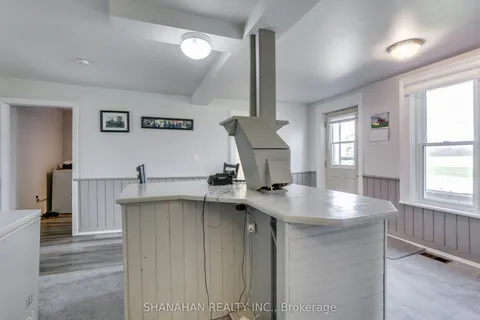 7475 Ridge Road, Lambton Shores, ON N0M 2N0