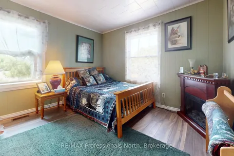 3 Oak Street, Bancroft, ON K0L 1C0