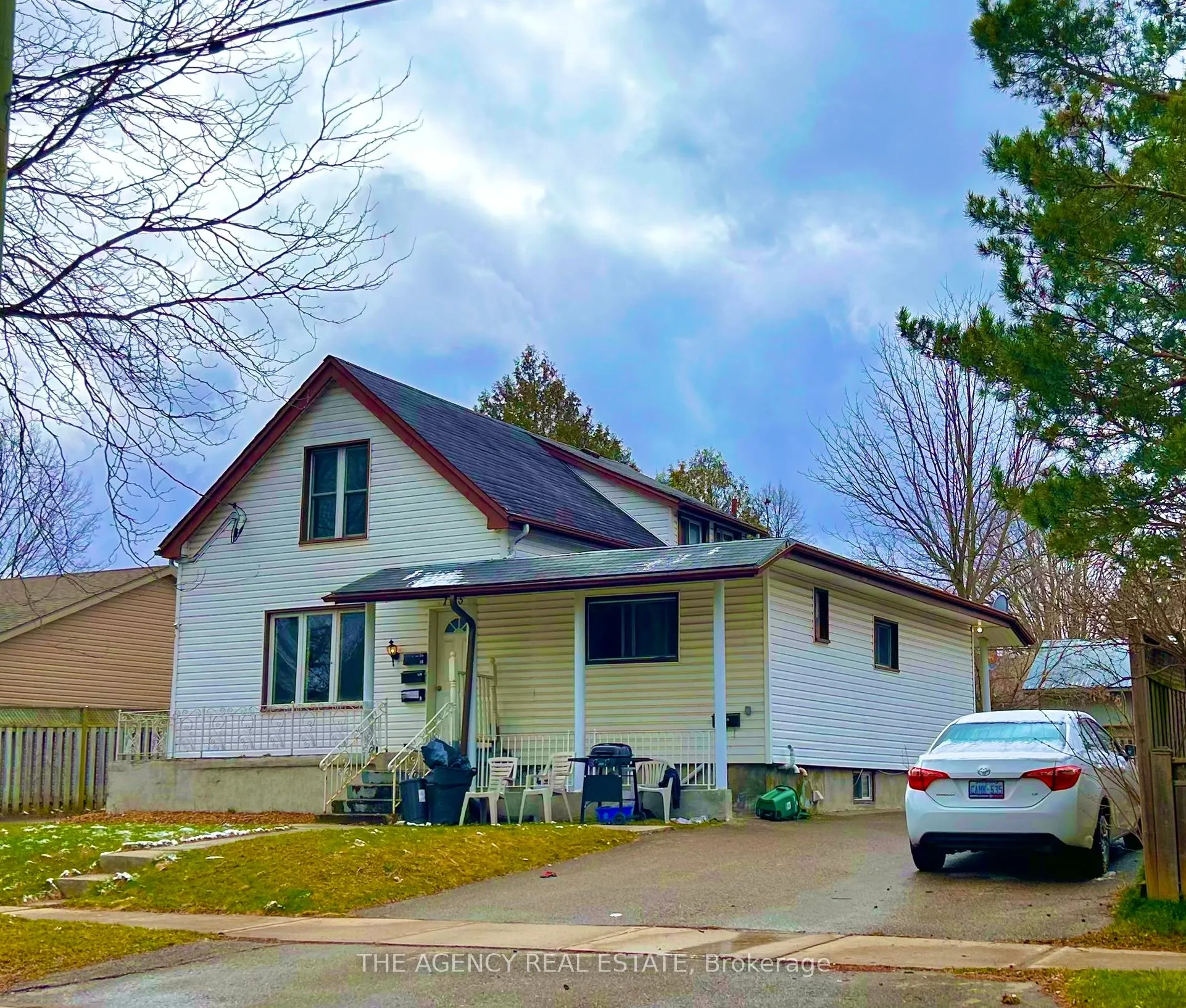 115 GLADSTONE Avenue, ON N5Z 3R6
