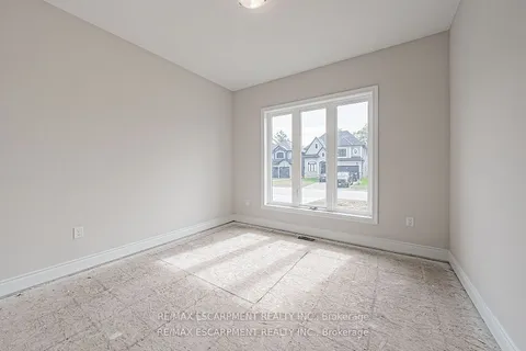 63 Cesar Place, Hamilton, ON L9G 0G3