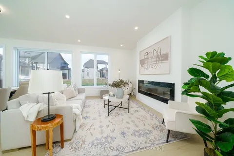 15 Sheldabren Street, North Middlesex, ON N0M 1A0