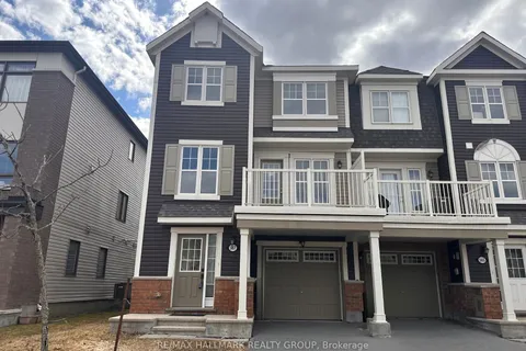 567 Roundleaf Way, Kanata, ON K2S 1E7