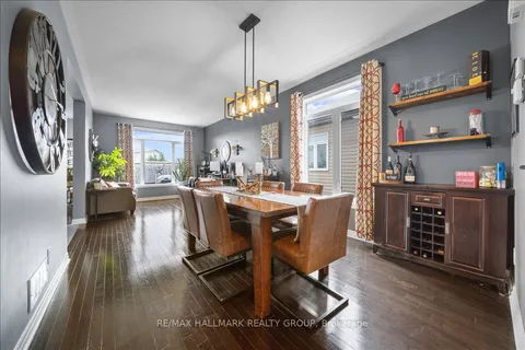 390 BAMBURGH Way, Barrhaven, ON K2J 6A6