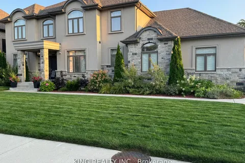 138 Ulster Street, LaSalle, ON N9J 1E7