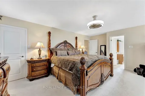 9 Rue Chateaux Terrace, Brantford, ON N3T 6N7