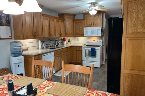 4456 Lyons Creek Road, Niagara Falls, ON L2E 6S6