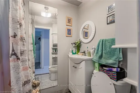 3879 Portage Road, Niagara Falls, ON L2J 2L2