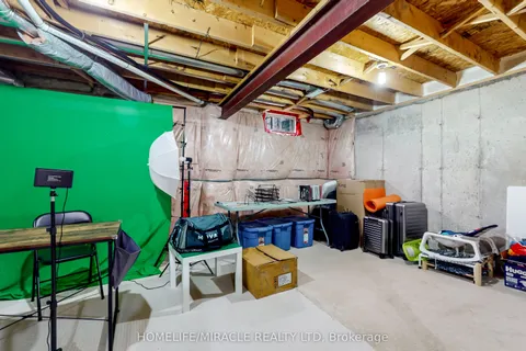 515 Winston Road, Grimsby, ON L3M 0C8
