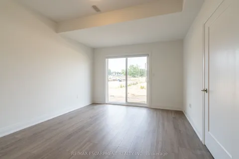15 RASPBERRY Lane, Hamilton, ON L0R 1W0