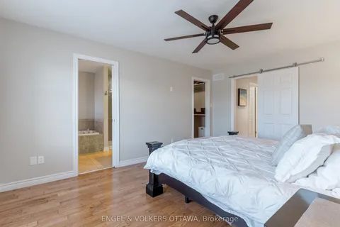 105 Vallier Way, Orleans - Cumberland and Area, ON K4A 0R3