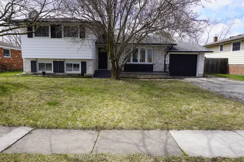 21 Idylwood Road, Welland, ON L3C 1X2