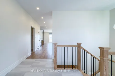 21 Orchard Drive, Stratford, ON N5A 0J7