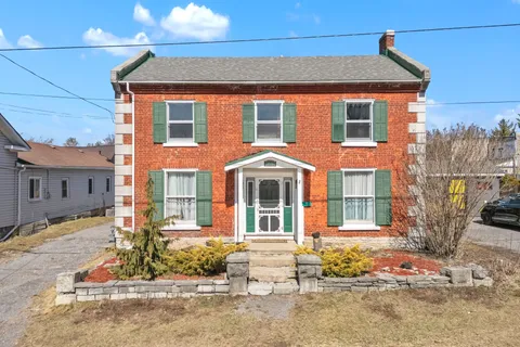 11 Water Street, Stone Mills, ON K0K 2S0