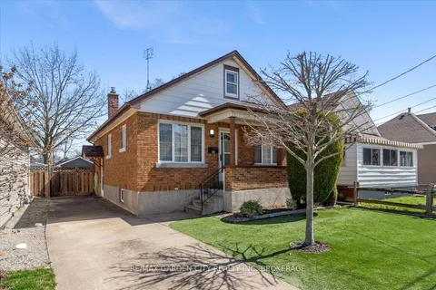26 Elberta Street, St. Catharines, ON L2M 5M5