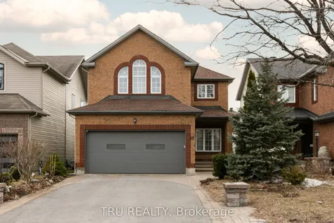 18 Gannet Street, Overbrook - Castleheights and Area, ON K1K 4T7