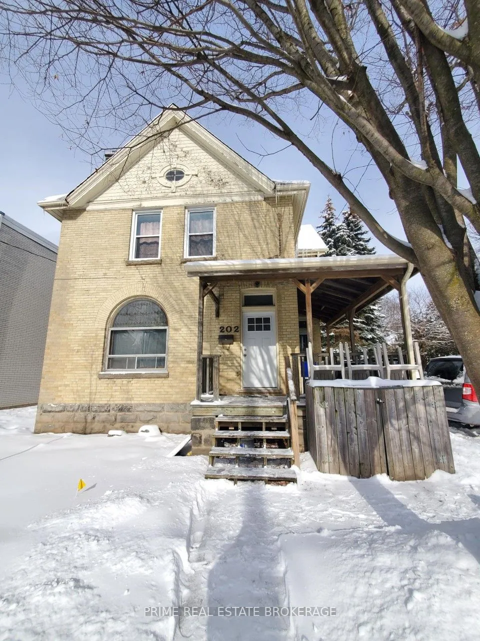 202 SYDENHAM Street, ON N6A 1W3