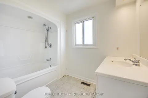 14 Jeanette Drive, St. Catharines, ON L2N 6M4