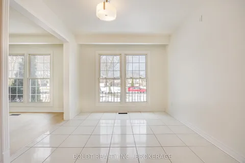 14 Jeanette Drive, St. Catharines, ON L2N 6M4