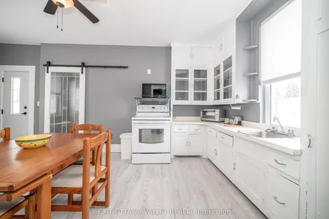540 Miller Street, Pembroke, ON K8A 5Z8