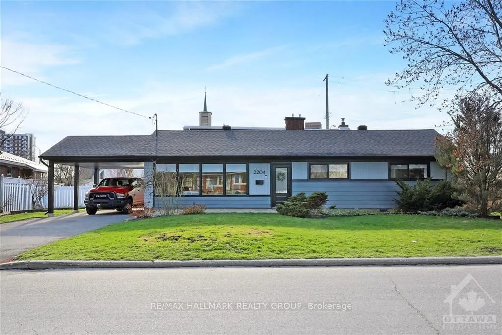 2204 Utah Street, Alta Vista and Area, ON K1H 7W8