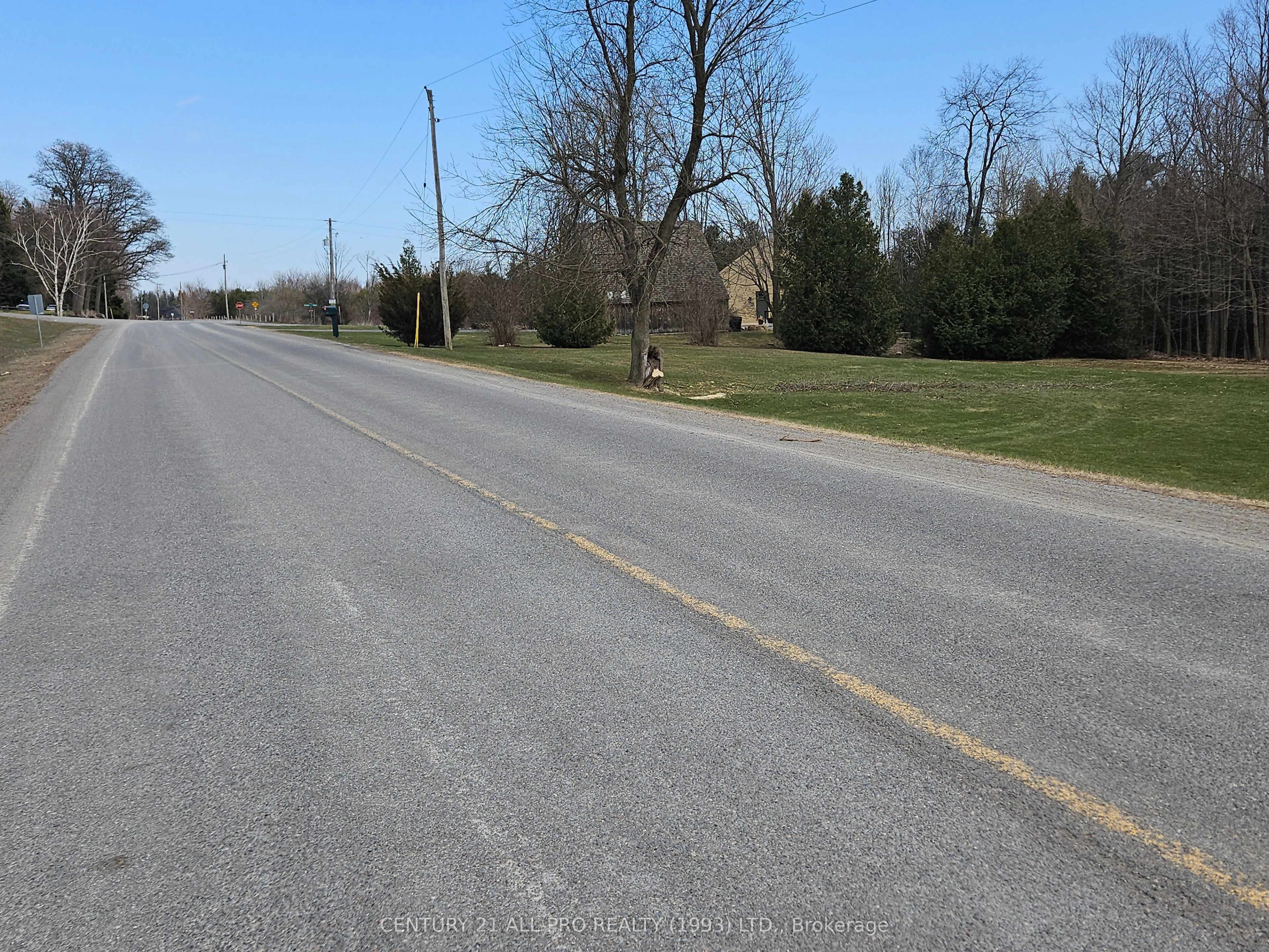 426 GULLY Road, ON K9A 4J8