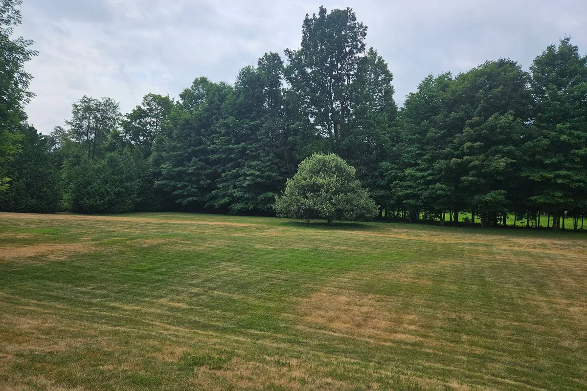 426 GULLY Road, ON K9A 4J8