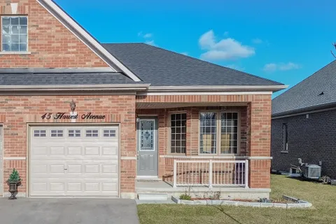 45 Harvest Avenue, Tillsonburg, ON N4G 0H9