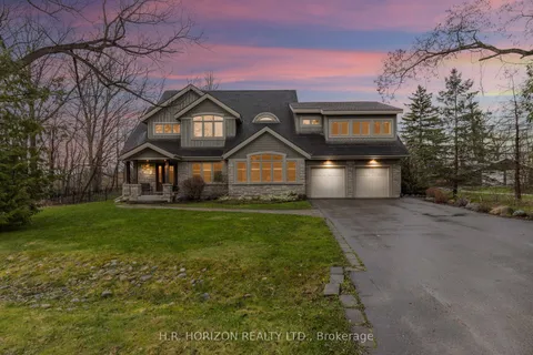 214 Russell Street, Blue Mountains, ON N0H 2P0