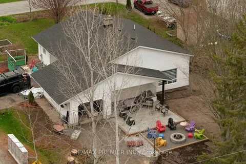 100 Readman Street, Gravenhurst, ON P1P 1R2