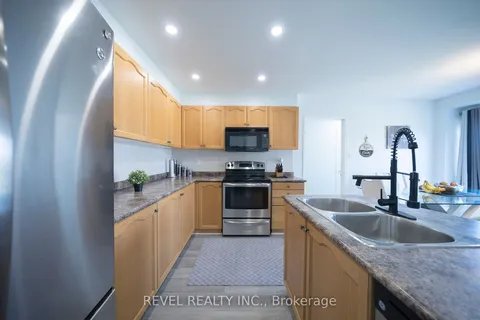 70 Blackburn Drive, Brantford, ON N3T 6R9